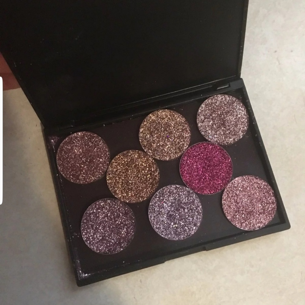MBA Cosmetics Pressed Glitters x8